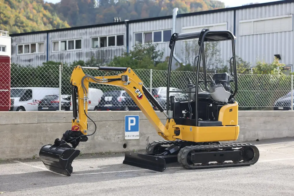 CATERPILLAR 301.7D - E.54.24