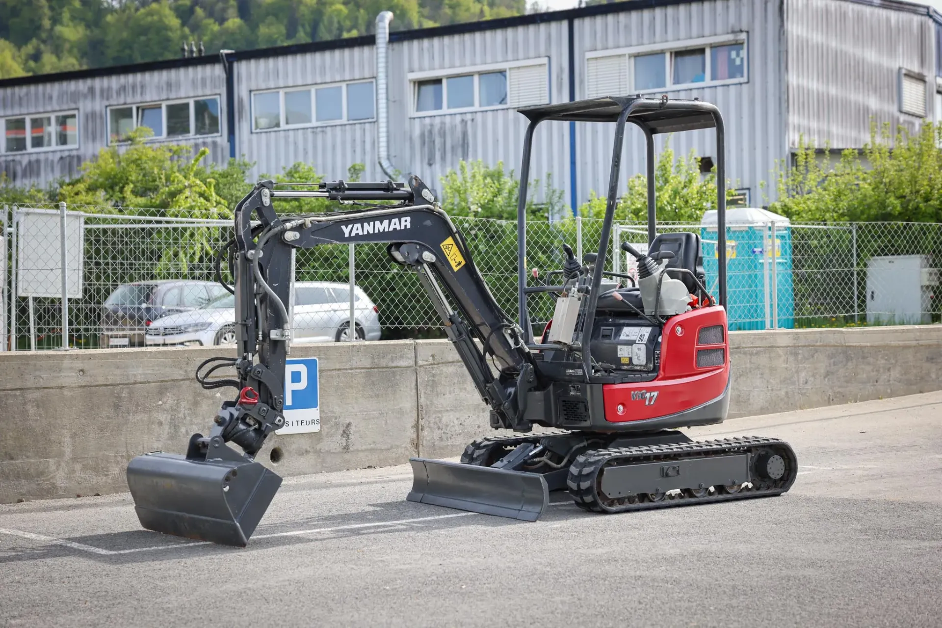 [3.52.010] YANMAR VIO 17 - 3.52.010