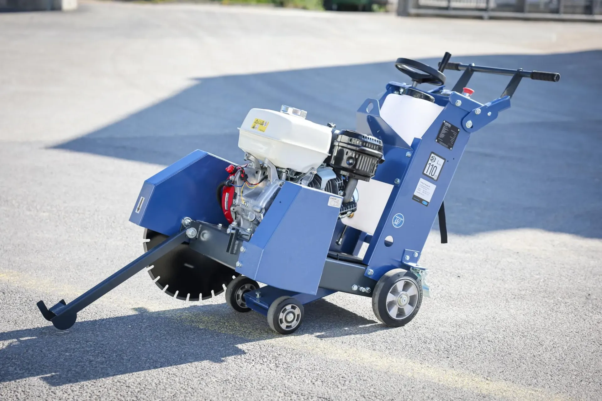 Scie de sol Lissmac Compactcut 201P