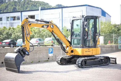 [E.26.25] CATERPILLAR 303.5E - E.26.25